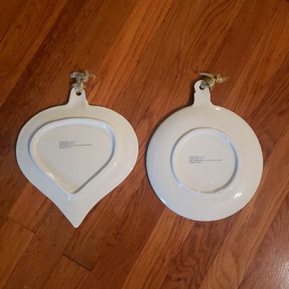 SET OF 2 Christmas Ornament Dessert Plates - Picture 5 of 5